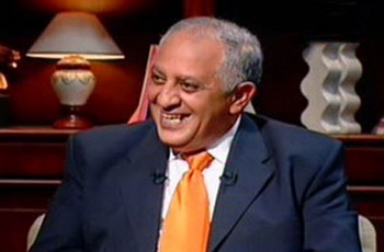 المستكاوي: المنتخب المصري سيصعد في حال أن الأهرامات تطير وأبو الهول يتكلم 27077-hassan