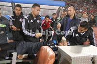 شاهد صور اصابة احمد الشناوى وخروجه من مباراة السنغال