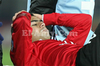 صور اصابة احمد فتحي فى مباراة اديلايد  الاسترالي 18 ديسمبر 2008