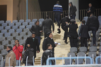 صور إخلاء الداخلية لمدرجات ملعب بتروسبورت خلال مباراة الأهلي وإنبي