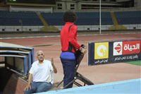 صور حسين السيد يتابع مباراة الأهلي من داخل ملعب الإسكندرية