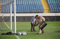 صور إصلاح ملعب الإسكندرية قبل مباراة الأهلي وسموحه