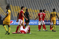 صور صدمة لاعبي الأهلي بعد الهزيمة أمام أسيك