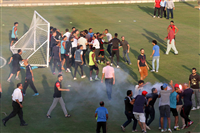 صور اشتباك ألتراس أهلاوي مع لاعبي الأهلي في مران الثلاثاء
