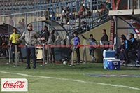 إنفعال حسام البدري على بدلاء الأهلي خلال مباراة أسوان