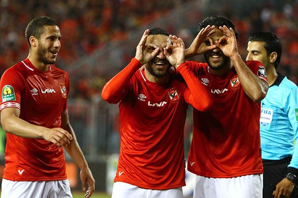 احتفال لاعبو الأهلي بالأهداف الثلاثة في شباك شبيبة الساورة