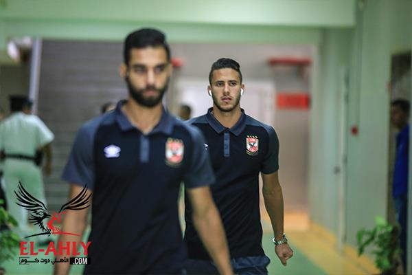 وصول لاعبو النادي الأهلي لملعب برج العرب قبل مواجهة المقاولون