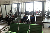 صور لاعبي الأهلي في مطار إثيوبيا خلال رحلة رواندا 
