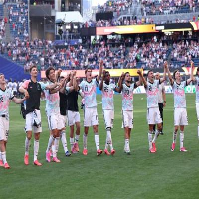 news photo